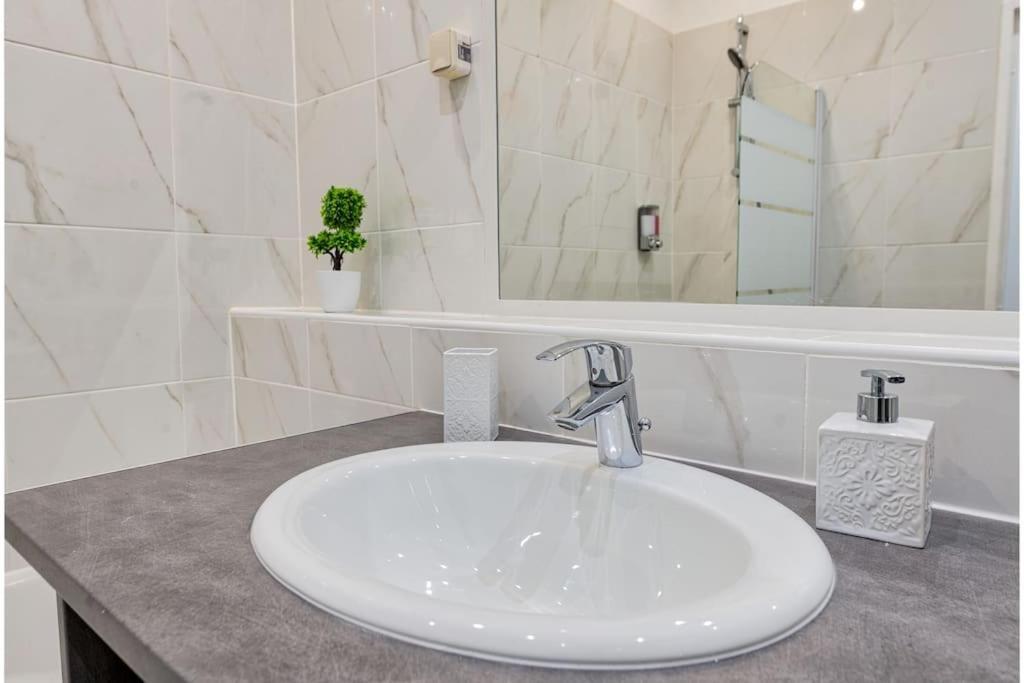 Aux Portes De Paris , Un 3 Pcs Bien Amenage Nogent-sur-Marne Ngoại thất bức ảnh